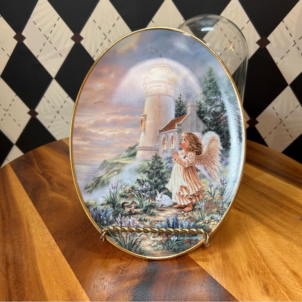 Vintage Porcelain Angel Plate – Dona Gelsinger “A Little Hope Lights the Way” - Picture 4 of 7